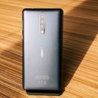 Nokia 8 ra mắt với camera kép, ống kính Zeiss