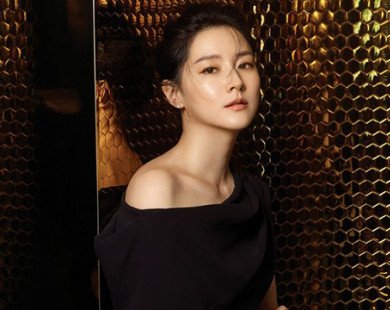 46 tuổi, Lee Young Ae vẫn khiến đàn em phải kiêng dè vì vẻ đẹp vượt thời gian