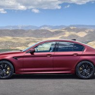 BMW M5 2018 sức mạnh ngang siêu xe