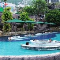 Du lịch Đà Nẵng đừng quên ghé suối khoáng nóng Núi Thần Tài
