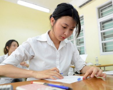PGS.TS Nguyễn Hội Nghĩa: Nên tách thi tốt nghiệp THPT và đại học