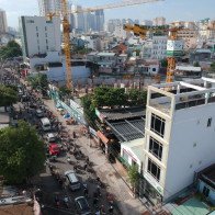 Cho phép xây cao ốc khi chưa làm hạ tầng giao thông là sai lầm!
