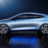 Xe điện Mercedes EQA: Xu hướng thiết kế từ tương lai