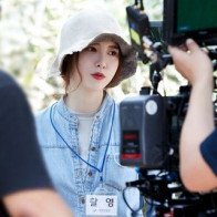 Chờ đón phim ngắn do Goo Hye Sun ngồi ghế đạo diễn