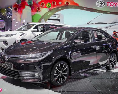 Toyota Corolla Altis 2017 giá từ 702 triệu đồng tại Việt Nam