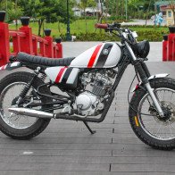 Yamaha YB125SP độ nhẹ nhàng của thợ Việt
