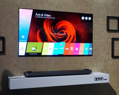 LG Signature W: TV dán tường 2 mm, giá 300 triệu đồng