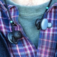 Google sản xuất tai nghe tự phiên dịch được 40 thứ tiếng