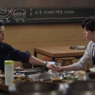 Chỉ những người tinh ý mới nhận ra cặp đôi đam mỹ trá hình này trong 'Khi Nàng Say Giấc'!