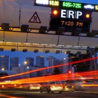 Thế giới thu phí xe hơi vào trung tâm ra sao?