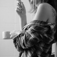 Một khi đàn bà khôn đã buông tay, đàn ông có 'quỳ lạy' để níu kéo cũng vô ích
