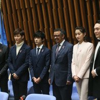 Quan Hiểu Đồng, Dịch Dương Thiên Tỉ "phá đảo" MXH khi trở thành đại diện thiếu niên tại WHO