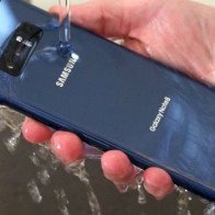 Khách hàng tố đặt mua Galaxy Note 8 mới 100% trên Lazada nhưng nhận được máy bị bóc niêm phong