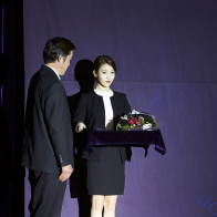 Đây là phim Hàn thách khán giả phải "lòi mắt" mới tìm được cảnh cameo của loạt sao đình đám