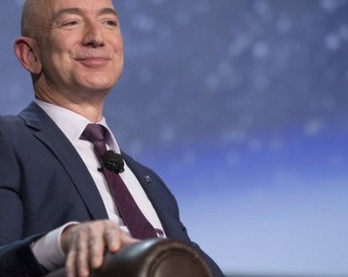 Tài sản của tỷ phú giàu nhất thế giới Jeff Bezos vừa vượt mốc 100 tỷ USD