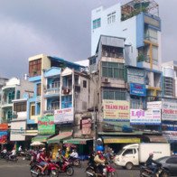 Buôn nhà đất lãi đậm với chiêu “bán trước khi mua”