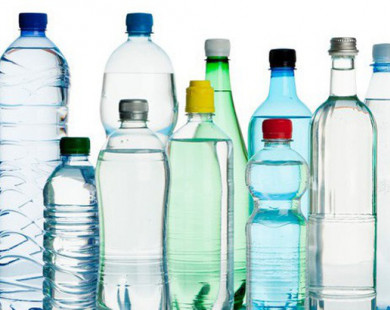 Giải mã tin đồn ung thư: Phân tích đầy đủ nhất từ trước đến nay về nhựa, xốp đựng thức ăn nước uống