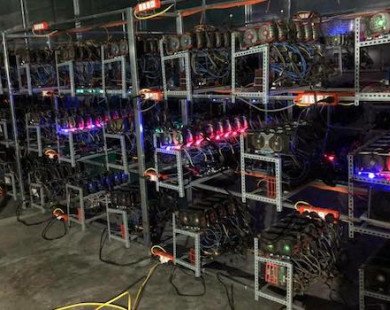 Cho thuê điểm đặt máy 'đào' bitcoin, kiếm trăm triệu đồng mỗi tháng