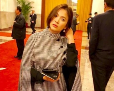 Sao Hàn 14/12: Song Hye Kyo xinh đẹp tuyệt vời trong bức ảnh chụp lén