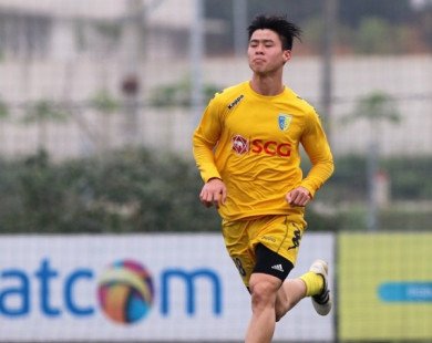 Cầu thủ U23 Việt Nam xin được 