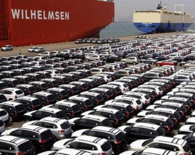 Ô tô nhập khẩu với thuế 0% ồ ạt về Việt Nam: Vì sao ít xe được điều chỉnh giá?