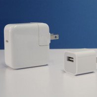 Đố bạn biết sạc iPhone cả năm hết bao nhiêu tiền điện?