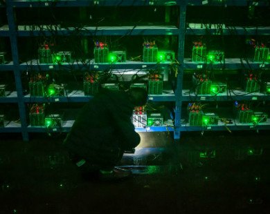 Làn sóng tháo chạy vì lũ của dân đào Bitcoin Trung Quốc