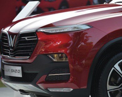 VinFast chính thức công bố giá xe: 1,136 tỷ cho SUV; 800 triệu cho Sedan và 336 triệu cho xe Fadil