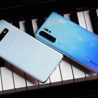 Giữa tâm bão, Samsung cho người dùng đổi điện thoại Huawei lấy Galaxy S10