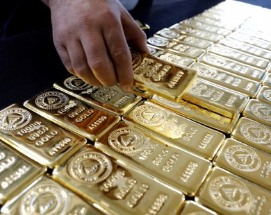 Giá bán vàng miếng vượt 40 triệu đồng/lượng