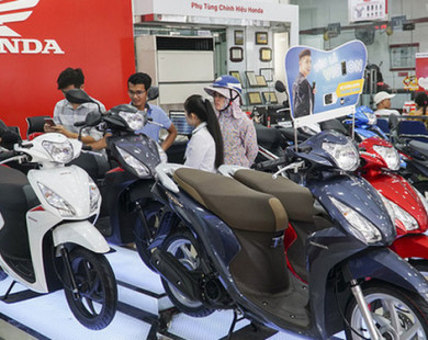 Bất chấp nhu cầu ô tô tăng mạnh, doanh thu của Honda Việt Nam đã vượt 100.000 nghìn tỷ đồng, lợi nhuận lớn hơn Thaco, Thành Công, Toyota, Ford, Mercedes… cộng lại