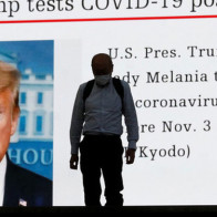 Ông Trump mắc Covid-19, nước Mỹ bầu cử ra sao?