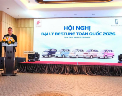 FAW Bestune chọn Việt Nam làm điểm đến đầu tiên trong hành trình công du Đông Nam Á, công bố chuẩn nhận diện FAWCAR và giới thiệu Xiaoma 222