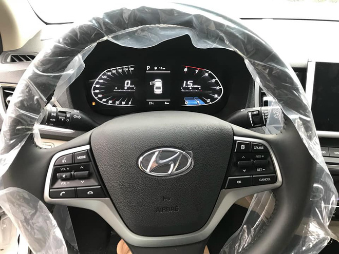 Lộ diện Hyundai Accent 2021 vừa về đại lý, “ngáng đường” Toyota Vios
