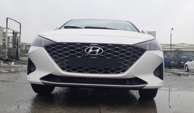 Lộ diện Hyundai Accent 2021 vừa về đại lý, “ngáng đường” Toyota Vios - Ảnh 12.