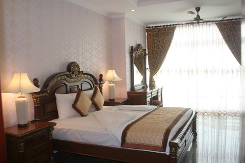 Ra Giêng du xuân đất Mẫu hưởng lộc cả năm