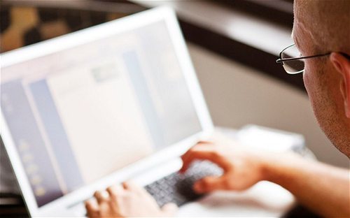 Số người sử dụng Internet toàn cầu giảm năm thứ tư liên tiếp