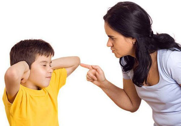 Bí quyết dạy con biết nghe lời cho bố mẹ trẻ