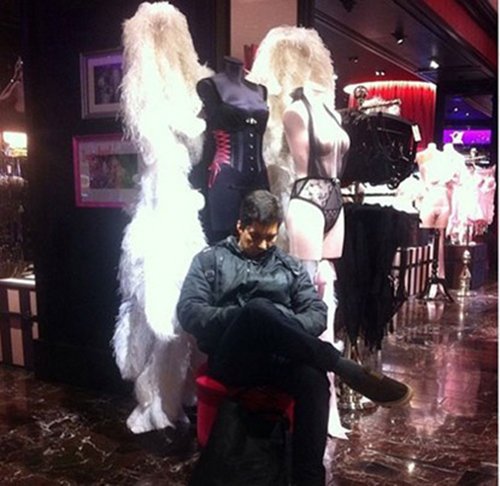 Vì nàng, ta nên chịu khó hơn là khó chịu