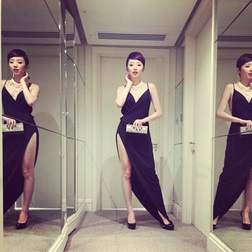 Tuyển tập váy xẻ đùi “siêu hot” của Tóc Tiên