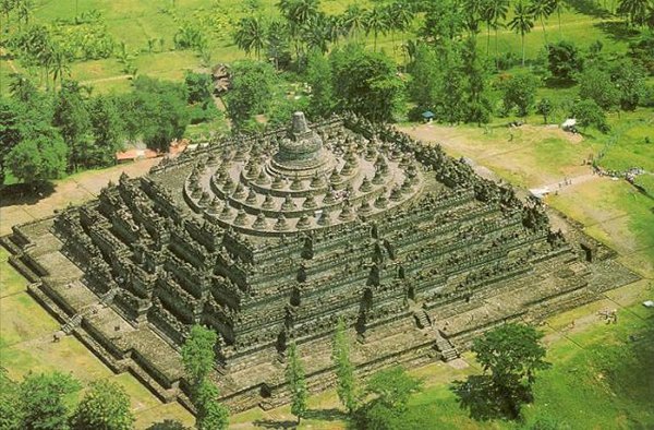 Những ngôi đền nổi tiếng châu Á là điểm đến mơ ước