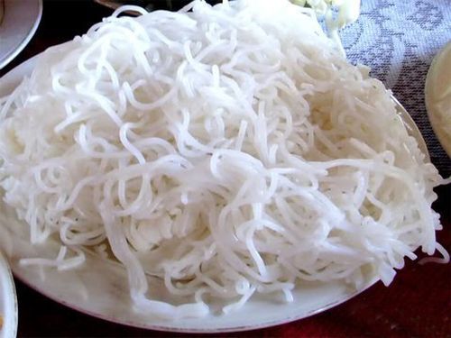 Mẹo chọn mua bún không bị chất tẩy trắng