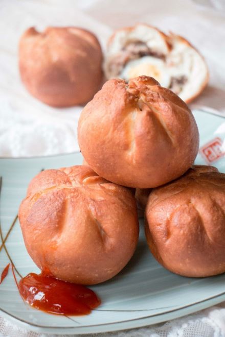 Trổ tài làm bánh bao chiên thơm giòn, ngon ngậy