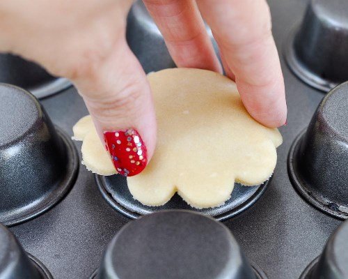 Trổ tài làm bánh nướng sôcôla mini ngon mê ly