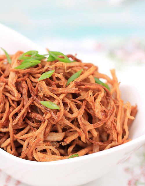 Thăn lợn xé sợi xào khô, bạn thử chưa?