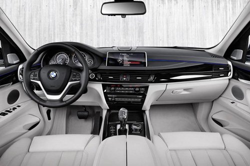 BMW X5 phiên bản “ngốn” 3,3 lít/100 km trình làng