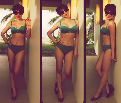 Nín thở nhìn Tóc Tiên cởi đồ mặc áo tắm