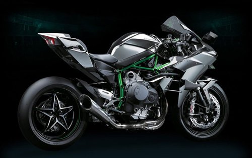 Ducati 1199 Panigale và Kawasaki Ninja H2 - Cuộc đối đầu của những siêu mô tô tiền tỉ