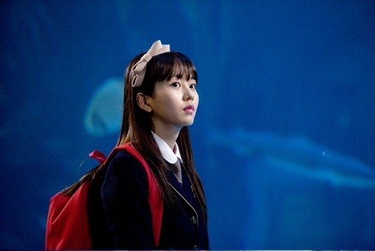 Park Yoochun và "em gái" ngọt ngào trong viện hải dương