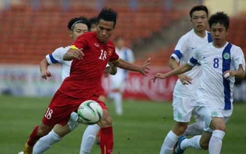 Trực tiếp bóng đá U23 Việt Nam 2-0 U23 Macau: Trận đấu tạm hoãn vì mưa lớn